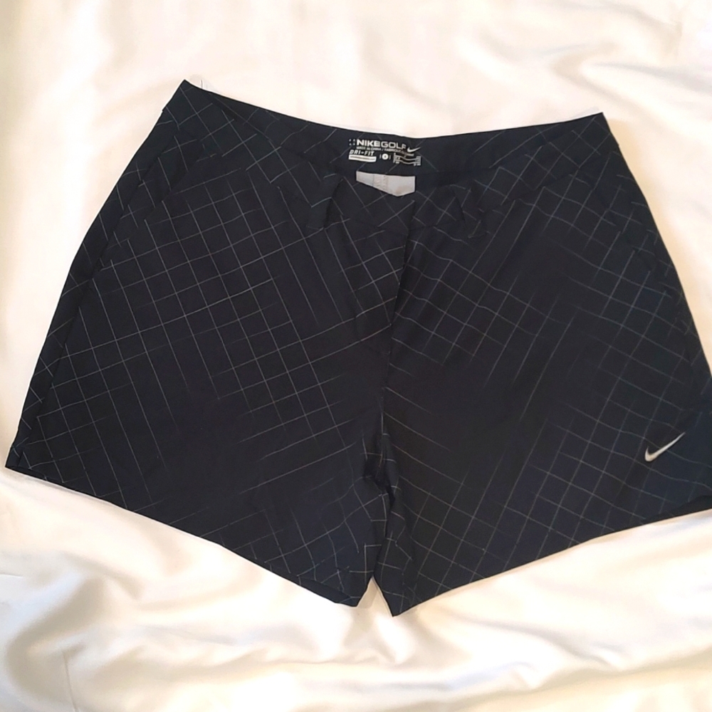 Golf shorts